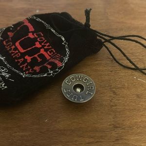 Cowgirl Tuff Jeans Button